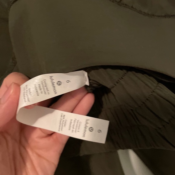 Lululemon Jogger! - Picture 2 of 5